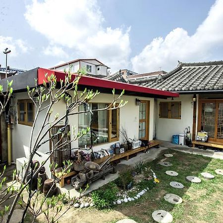 Indigo Hanok Pensión Jeonju Exterior foto