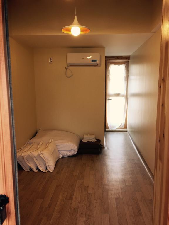 Indigo Hanok Pensión Jeonju Habitación foto